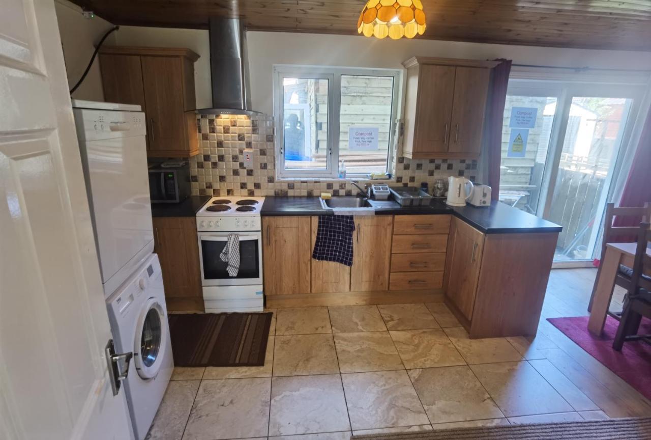 Travelmore Letterkenny Luaran gambar