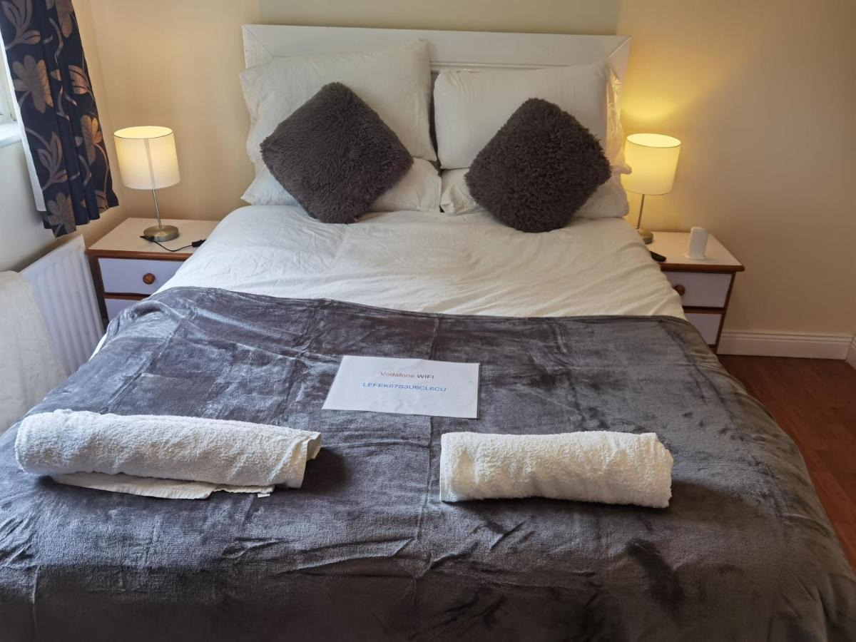 Travelmore Letterkenny Luaran gambar
