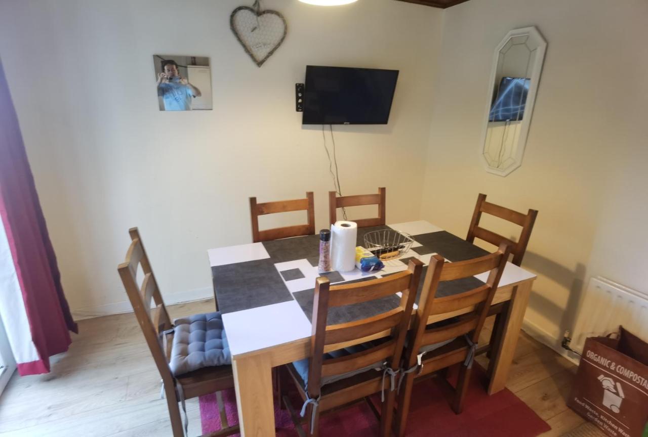 Travelmore Letterkenny Luaran gambar